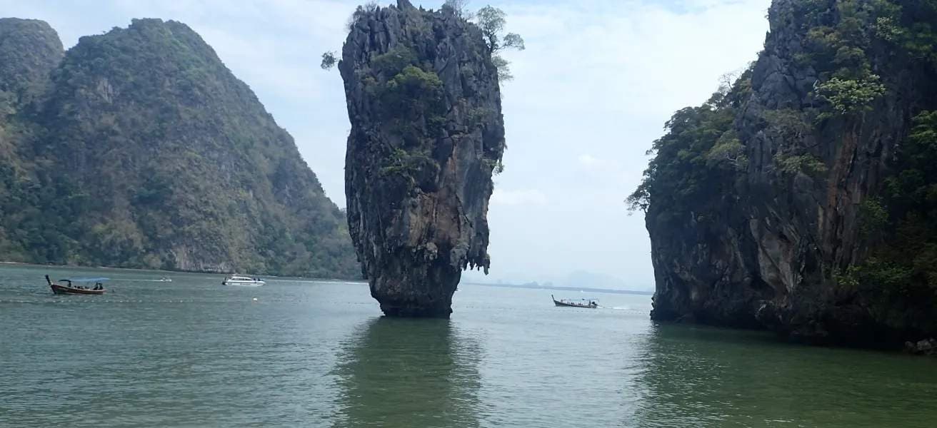Pe urmele lui James Bond în Golful Phang Nga